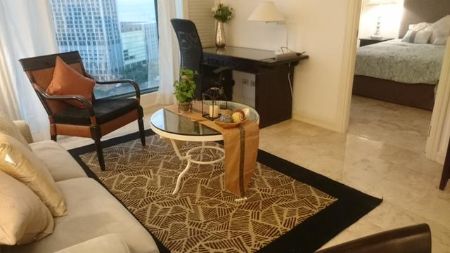 Cozy 2 Bedroom Unit for Rent in Vivere Suites Alabang Muntinlupa