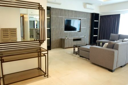 Furnished 4BR Unit at Grand Hyatt Manila Residences for Rent