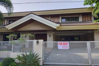 4BR House with Den for Rent in Ayala Alabang Muntinlupa