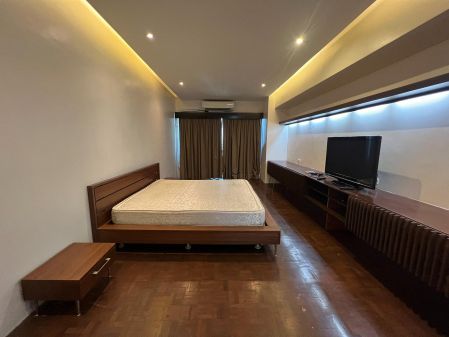 Makati 2 Bedroom Condominium For Rent 