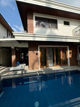 Ayala Alabang 4 Bedroom Glamour House for Rent in Alabang Muntinl