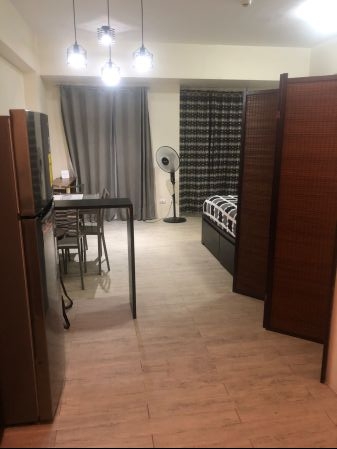 Furnished Studio with Balcony for Rent in Amaia Steps Sucat