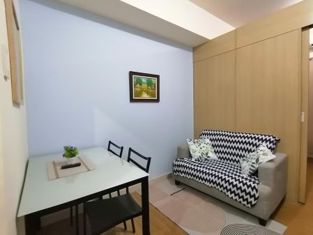 Newly Renovated Fully Furnished 1BR in Grace Residences Taguig