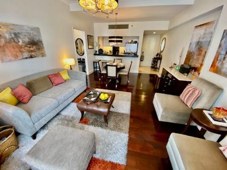 For Rent Lease Raffles Residences 1 Bedroom Suite in Makati