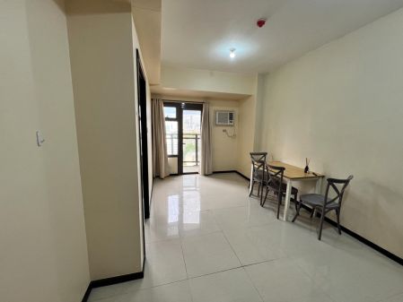 1 Bedroom for Rent at The Radiance Manila Bay Pasay