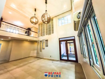 Duplex House for Rent in San Lorenzo Village Makati City