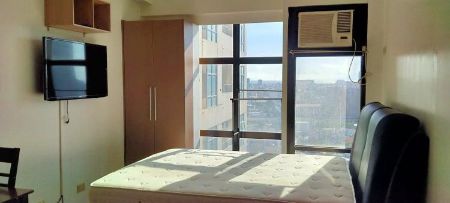 Fully Furnished Studio Unit at The Oriental Place for Rent