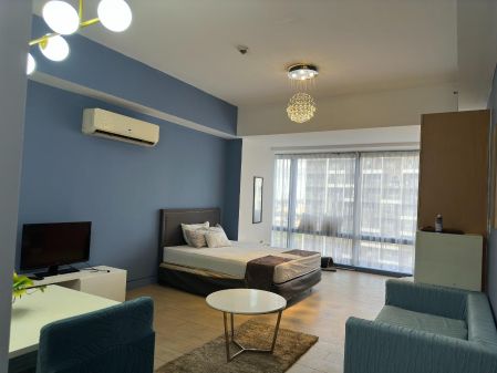 For Rent Studio Unit at Two Central; Makati