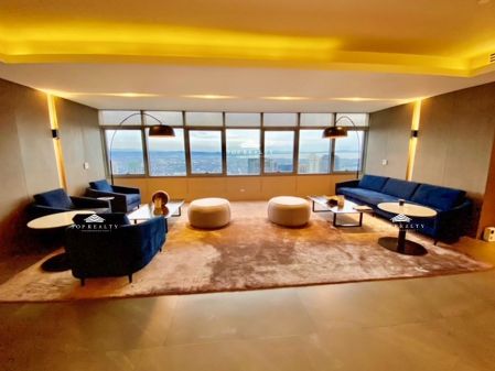 3 Bedroom Condo Unit for Lease at The Suites BGC Taguig City