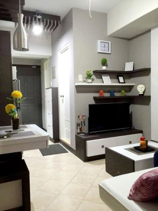 Fully Furnished 1 Bedroom Unit at Manila Residences for Rent