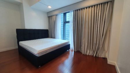 Semi Furnished 2BR for Rent in Grand Hyatt Manila Taguig