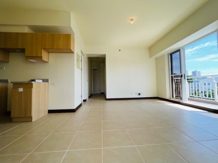 Unfurnished 2 Bedroom Unit at Brixton Place for Rent