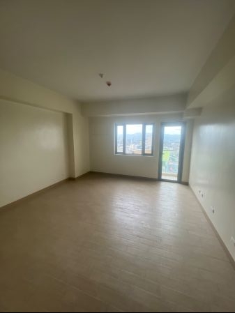 Unfurnished Studio Unit at Manhattan Plaza for Rent