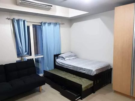 Fully Furnished Studio for Rent in 81 Newport Boulevard Pasay