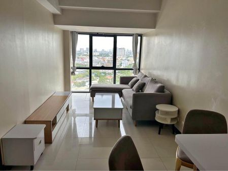 Fully Furnished 2 Bedroom Unit at Shang Salcedo Place for Rent