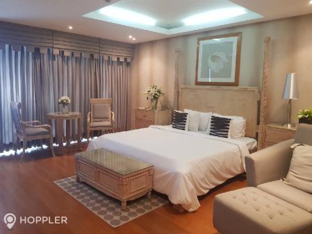 3BR Condo for Rent in Pacific Plaza Towers Bgc