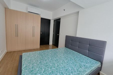 For Rent Fully Furnished 1BR Unit with Balcony