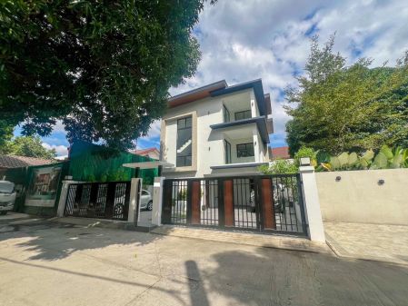 Brand New 6BR House in White Plains Subd Quezon City