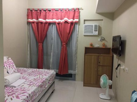 Studio with Balcony Fully Furnished at Salcedo Square Makati