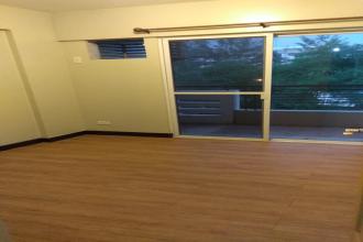 Unfurnished 2 Bedroom unit in Cedar Crest