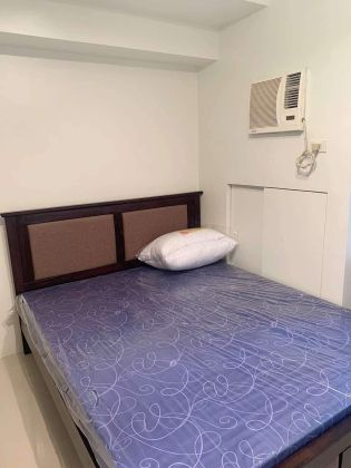 Fully Furnished 1 Bedroom Unit at One Gateway Place for Rent