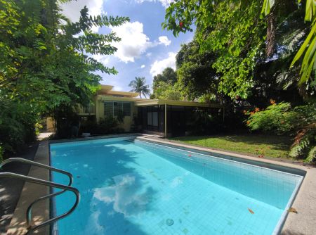 Affordable Magallanes House with Lanai Garden and Swimming Pool