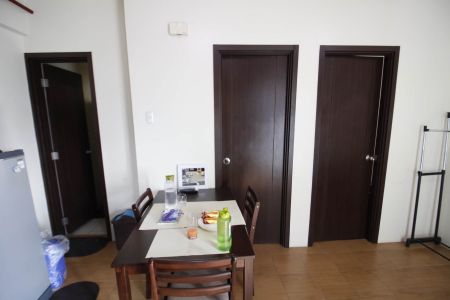 Fully furnished 2 bedroom unit in Pioneer Woodlands