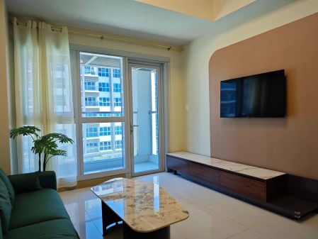 2BR Fully Furnished Bayshore 1