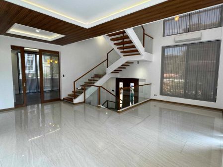 Brand New House Bgc for Rent McKinley West Village Taguig