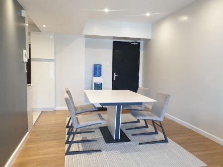 Fully Furnished 2 Bedroom Unit with Parking at One Maridien