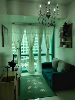 Fully Furnished 1 Bedroom Unit at 8 Forbestown Road for Rent