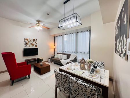 Fully Furnished 2BR for Rent in One Uptown Residence BGC Taguig