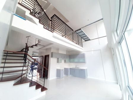 4Storeys Brand New House 3BR Pet Friendly 68 Roces Townhouse in R