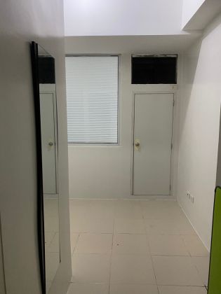 For Rent Unfurnished Studio Unit near FEU UST Manila