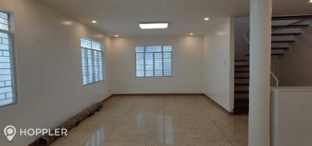 5BR House for Rent in Bagong Pag Asa Quezon City