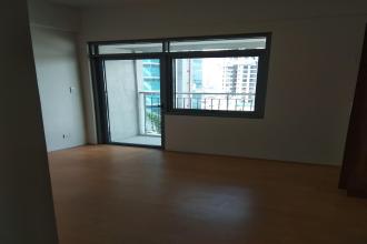 Park West Bonifacio Global City 2 bedroom semifurnished unit for 