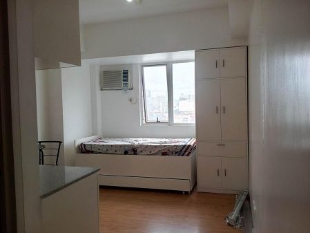 Semi Furnished Studio Unit for Rent in Amaia Skies Avenida