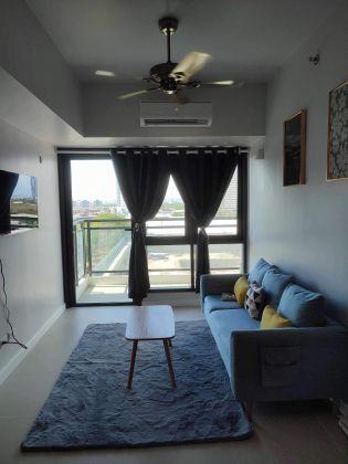 2BR Unit in Viento beside Ayala Alabang