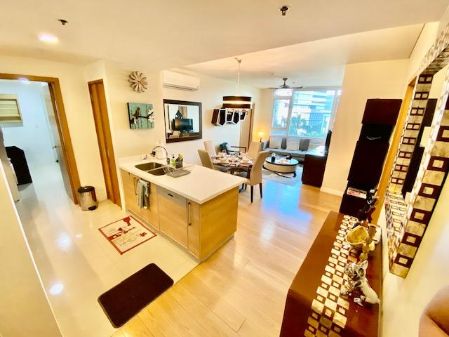 Elegant 2 Bedroom at Park Terraces  Prime Ayala Makati Location