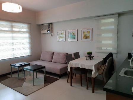 Fully Furnished 1 Bedroom at Aston Two Serendra 