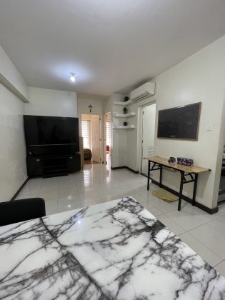 2bedroom semi furnish condo in Quezon City Zinnia Towers  Edsa No