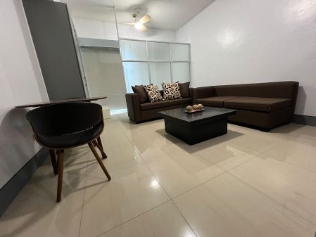 Studio Type with Balcony Condo for Rent in Greenbelt Excelsior