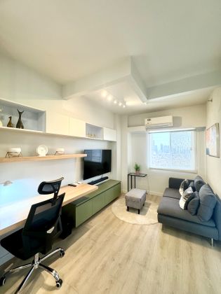 Fully Furnished 1 Bedroom Unit at Brixton Place for Rent