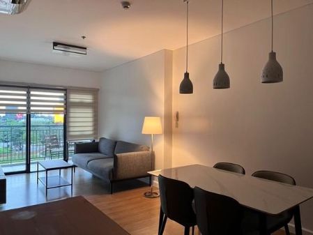 Fully Furnished 1 Bedroom High Park Vertiz North Qc