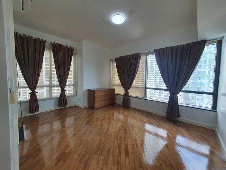 Semi Furnished 2BR for Rent in Joya Lofts and Towers Makati