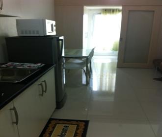 Fully Furnished 1 Bedroom Unit at Jazz Residences for Rent