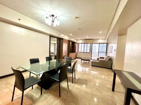 FOR LEASE 2BR UNIT IN CROWN TOWER SALCEDO VILLAGE MAKATI 