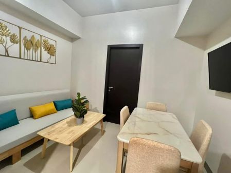 1 Bedroom Furnished For Rent in Park McKinley West