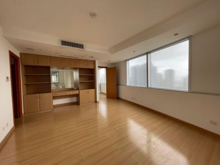 Regent Parkway 2 Bedroom Penthouse