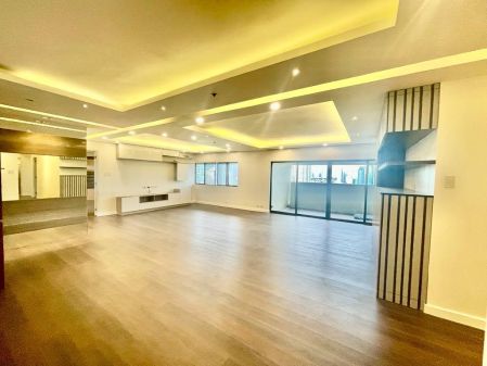 Modern Newly Renovated 3 Bedroom in Makati Tuscany 